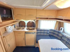 Caravan Petiet - Image 2
