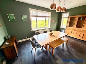 Auchnacree Luxury Villa - Hillend Edinburgh - SuperFast WiFi - Image 3