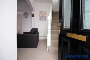 Goodrich Mews - Image 4