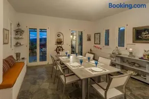 Pure White Seven-Bedroom Villa - 4,736 sq ft or 440sqm - sleeps up to 16 - Image 5