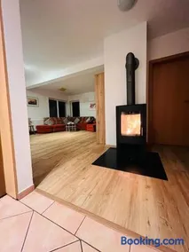 Tanjas gemütliches Haus am Mondsee - Image 3