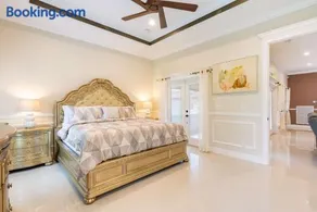 Chill & Spacious 3BR - Beaches & Backyard Fun - Image 2