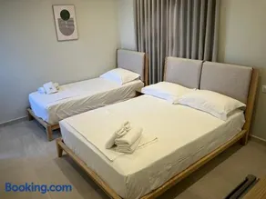 Harilla Hotel - Image 2