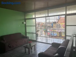 Casa com 3 Quartos - Image 1