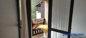 Petit Appartement dans les Arbres - Image 1