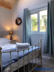 Driftwood Hideaway - Image 2
