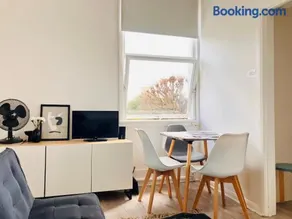 Contemporary Apartment in West London - near Heathrow - Image 3