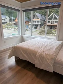 Mountainview Lodge - Image 2