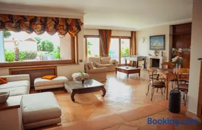 Villa Attoni Di Canossa - Image 2