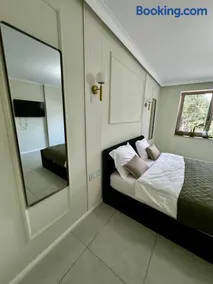 Gruia Garden Apartments - Image 2