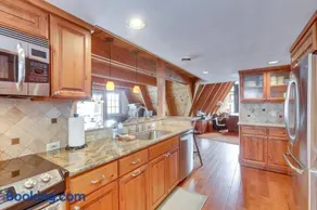 Donner Lake Views: Rustic Truckee Cabin! - Image 3