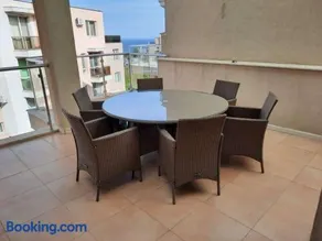 Sunny Villa - Image 2