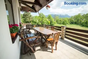 Bran Chalet - Image 4