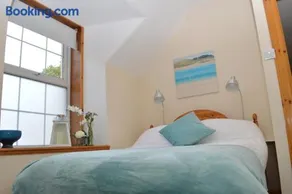 Flat 14c Bayhead - Image 5