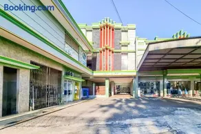 Abbas Syariah Hotel near Menara Kudus Mitra RedDoorz - Image 3