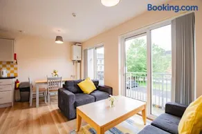 Spacious Group Base - 4 Bed Central Limerick - Image 4