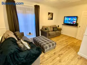 EasyRest Spalding - 4 Beds & Free Parking - Central & Modern Open Plan Apartment - Convenient Location - Image 4