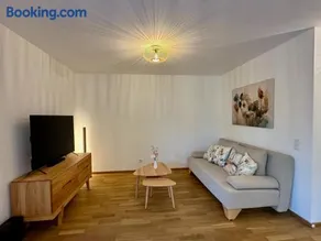 Autumn Apartment - Image 3