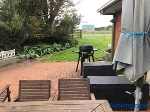 Lanaud Farm Stay - Image 4