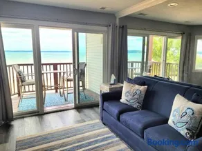 Beachside 213 with Pool Hot Tub and Private Deck overlooking East Bay - Image 2