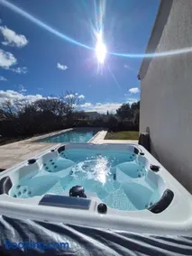 Villa neuve avec piscine,Jacuzzi aux portes du Verdon - Image 1