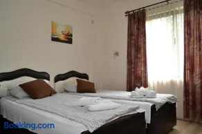 Guesthouse Vila DND - Image 3