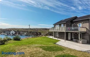 Nice Home In Bremnes With Wifi - Image 2