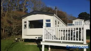 Classy caravan with ample space - Image 2