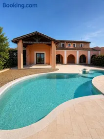 Tenuta degli Ulivi - Luxury Villa - Image 1