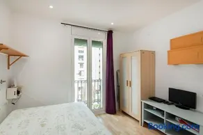 SAGRADA FAMILIA APARTAMENT - Image 3