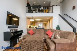 Sj Elite Loft Sleek Sophistication - Image 3