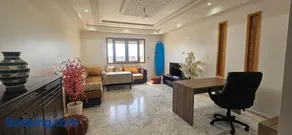 Bright 100m2 apartment with panoramic view and terrace - Image 3