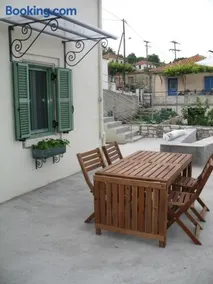 Nona's house - Image 3
