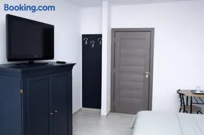 Hotel Road Rooms - Image 2