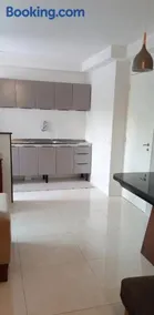 Lindo Apartamento com Piscina, Próximo ao Metrô - Image 4