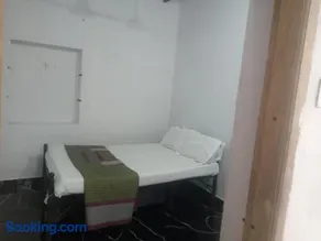 hampicallingstay - Image 4