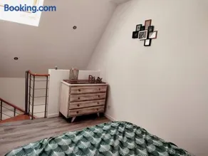 Superbe maison rénovée avec agréable jardin - Image 5