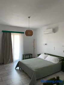 Kapares Studios & Apartments - Image 3
