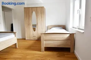 Moderne Ferienwohnung mit Sat-TV & WLAN - Image 3
