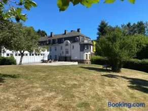Nürburgring Ferienhaus m. Parkplatz - Klima - Garten und viel Platz - Image 1