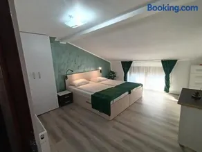 Proprietate privata - Image 3
