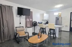 6 bedsroom 5 baths Walk to beach Homes Dorado, Puerto Rico by Rentalspr - Image 2