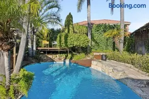 The Pool House, South Perth - Image 2