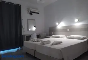 Harriets Apartments - Image 2