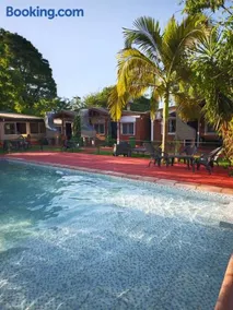 El Rosedal Cataratas - Image 1