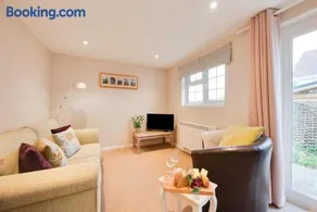 1 Bed in Debach oc-lasn - Image 5