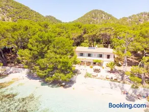 Villa Señorial primera linea de playa - Image 1