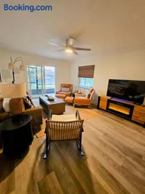 St. Johns Riverside Retreat - Image 1