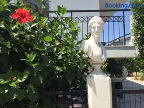 Best location in Vrachati - Image 1