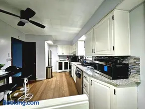 Super Comfy Entire Home - Image 1